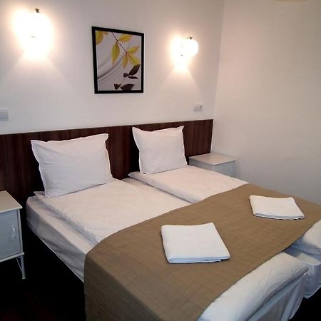 Hotel White House Weliko Tarnowo Zimmer foto