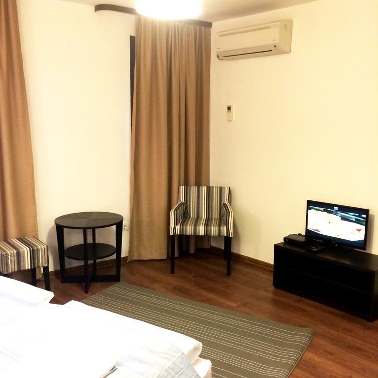 Hotel White House Weliko Tarnowo Zimmer foto