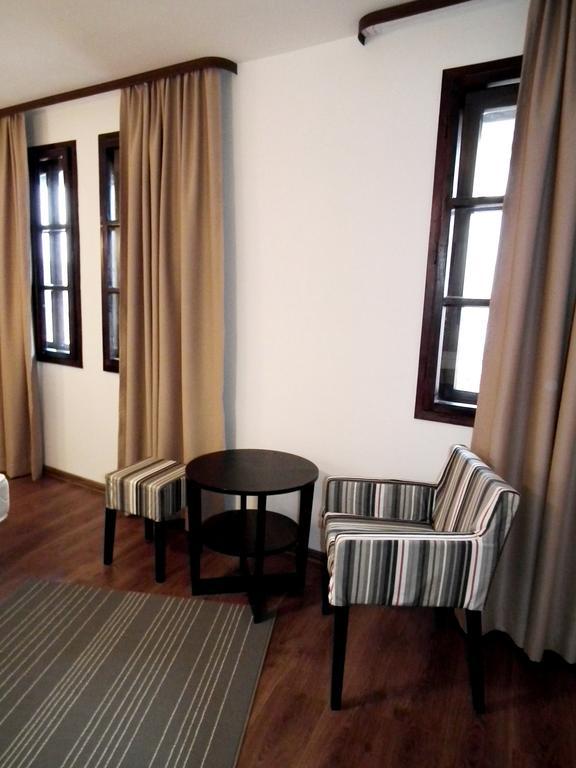 Hotel White House Weliko Tarnowo Zimmer foto